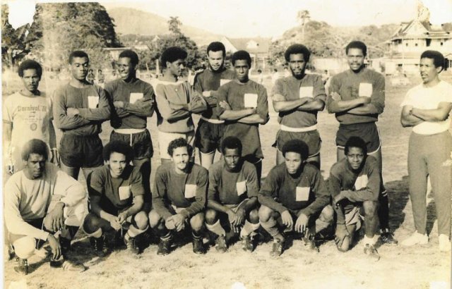T&amp;T Senior Team - 1975