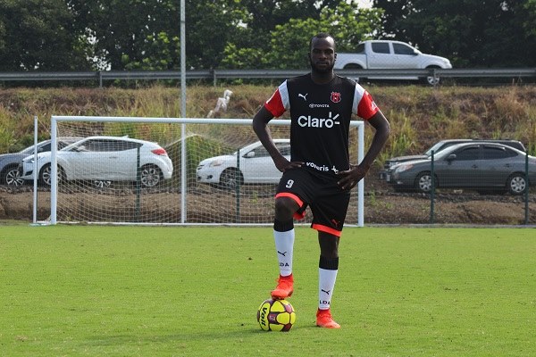 Boatswain debuts in Concacaf League.