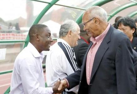 SHAKING HANDS: President George Maxwell Richards shakes the hand of Trinidad and Tobago team coach Russell Latapy prior to Saturday's game against Costa Rica at the Dwight Yorke Stadium in Bacolet, Tobago.The Warriors went under to Costa Rica in the World Cup qualifier. ...Author: SUREASH CHOLAI