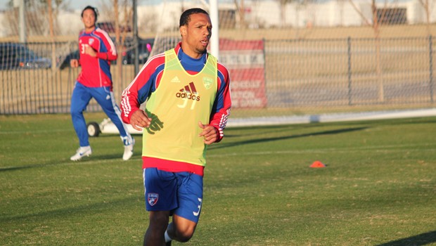 Scott Sealy on trial with FC Dallas